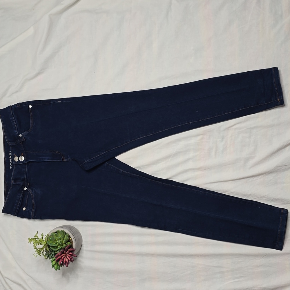 Tahari blue skinny jeans sz 8 /29
